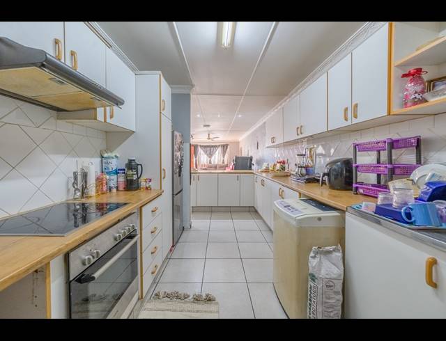 2 BEDROOM APARTMENT FOR SALE IN THE WOLDS
